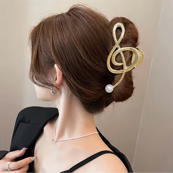 Notes Music Hair Claw Elegant Shark Clip Girl's Ponytail Claw - Picture 1 of 2